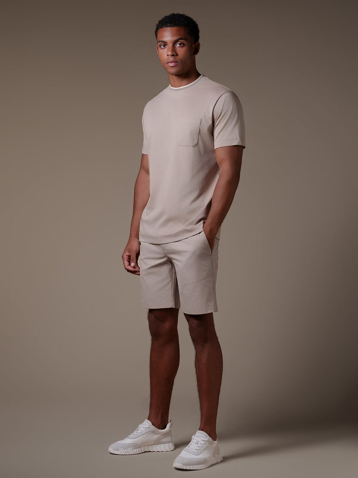 Core Short - Beige