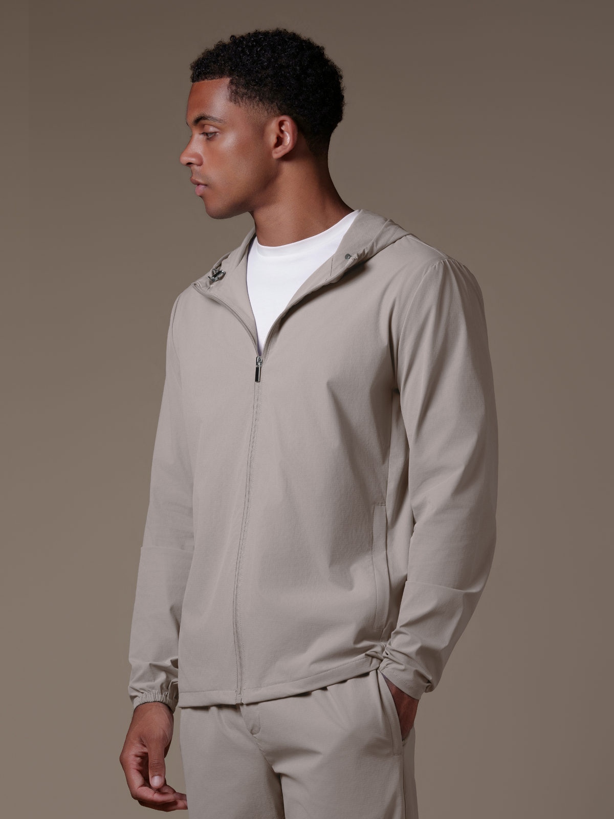 Tech Windbreaker - Beige