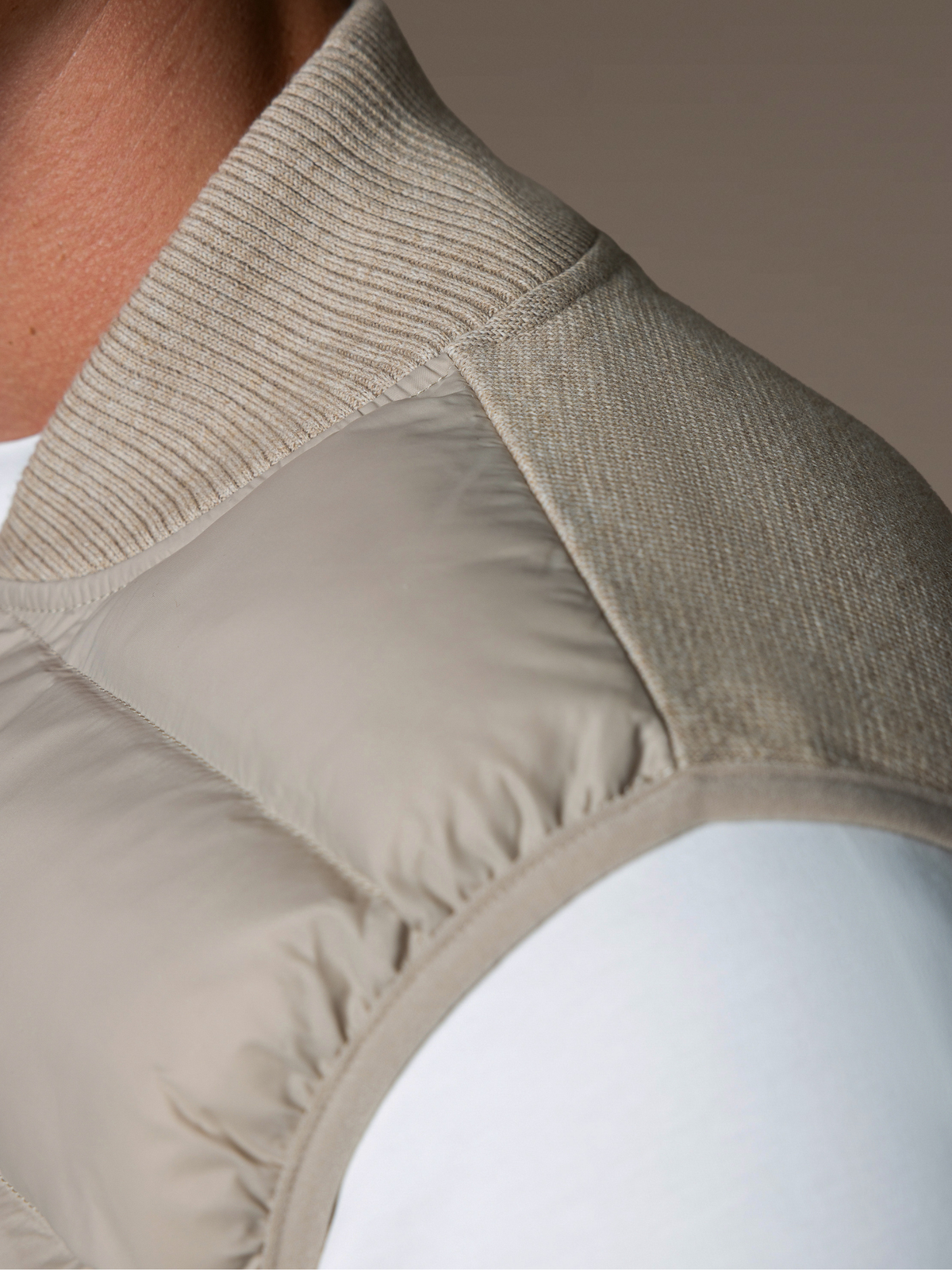 Hybrid Gilet - Sand